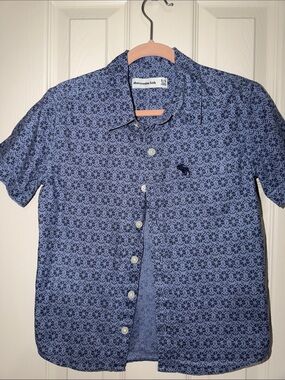 Abercrombie & Fitch Navy Blue Geometric Short-Sleeve Button-Down Shirt